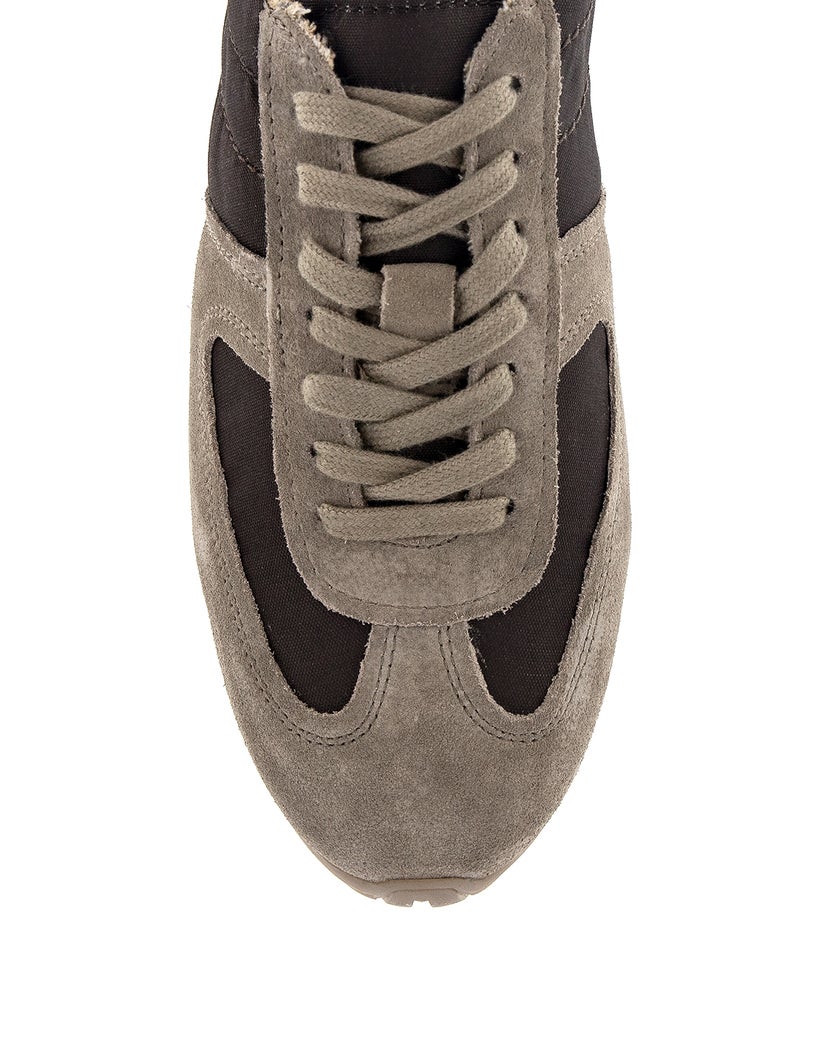 Foot News Sneaker