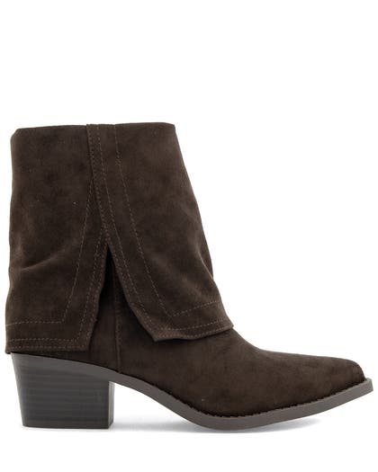 Emelie Strandberg Westernboot