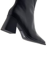 Vagabond  Shoemakers Hedda