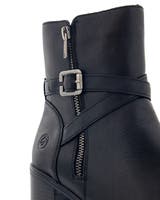 Remonte D2A72-00