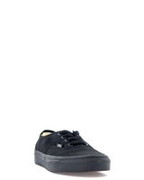 Vans UA Authentic