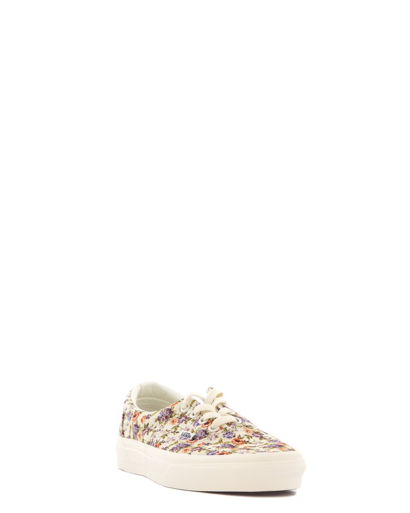 Vans Era