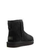 Ugg W Classic Mini II