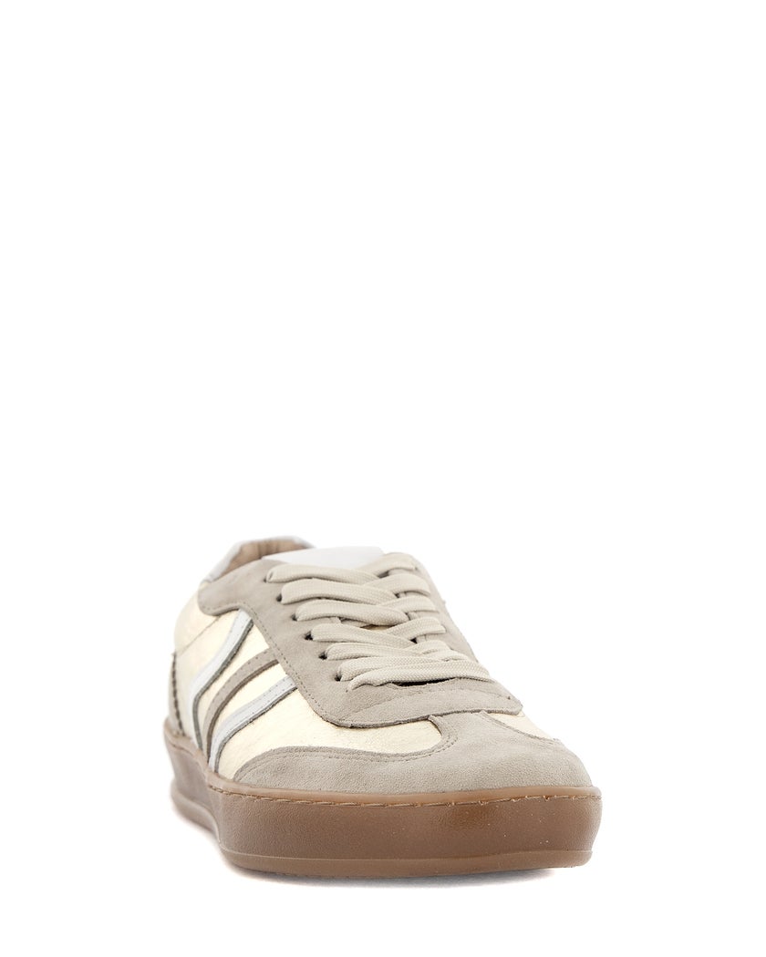 Ella of Sweden Sneaker