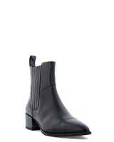 Vagabond  Shoemakers Marja