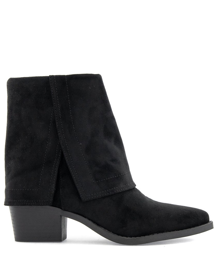 Emelie Strandberg Westernboot