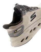 Skechers Max Cushioning Glide-Step