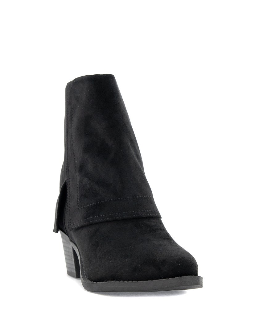 Emelie Strandberg Westernboot