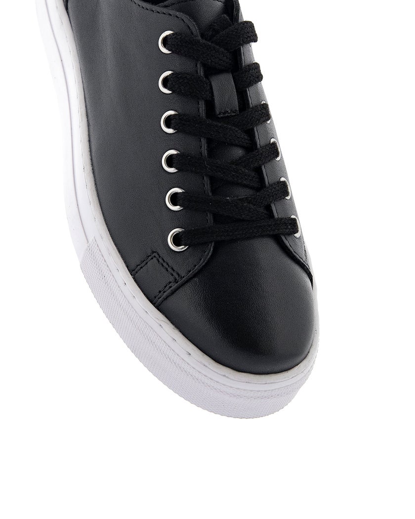 Ella of Sweden Sneaker