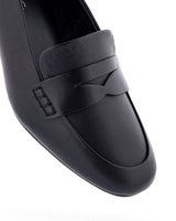 Ecco Livia 35