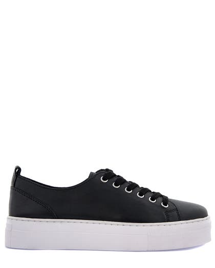 Ella of Sweden Sneaker