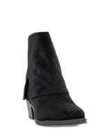Emelie Strandberg Westernboot