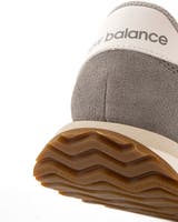 New Balance W237