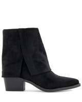 Emelie Strandberg Westernboot