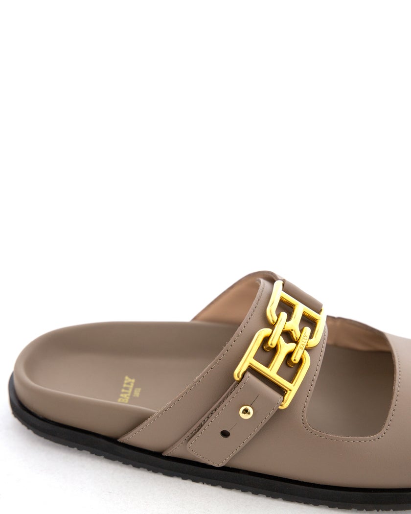 Bally Emma flat