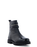 Copenhagen Shoes Keep Faith