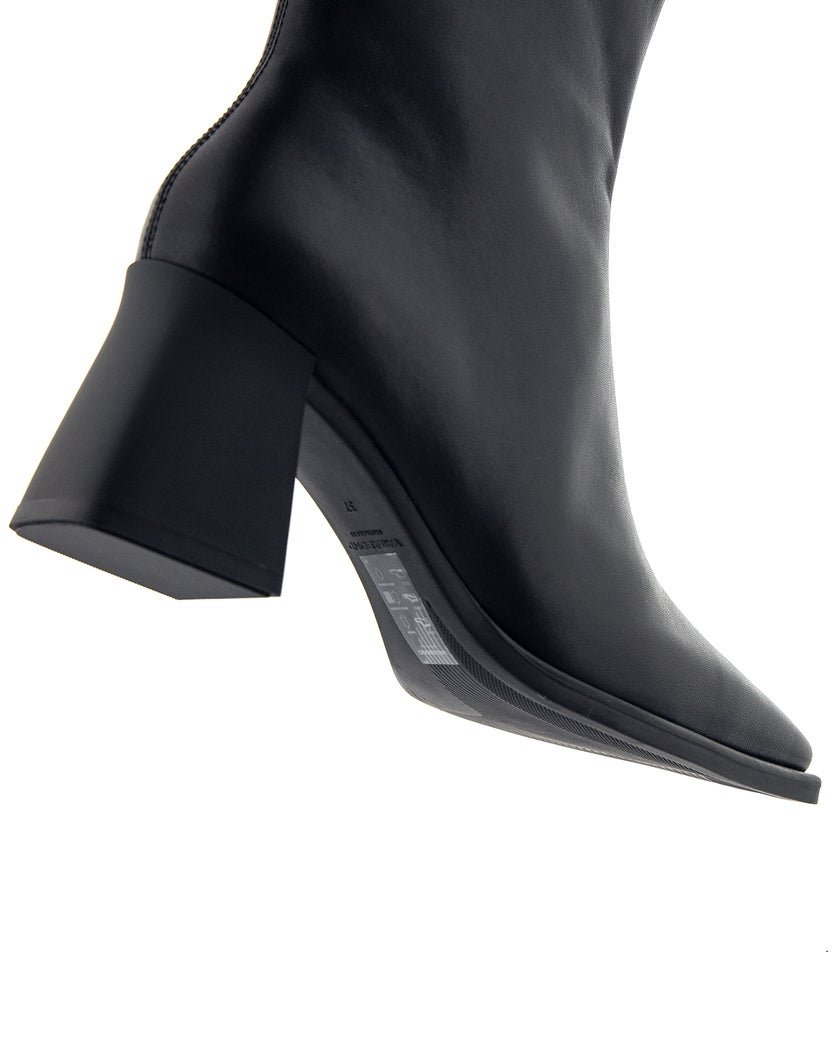 Vagabond  Shoemakers Hedda