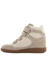 Steve Madden Mustang