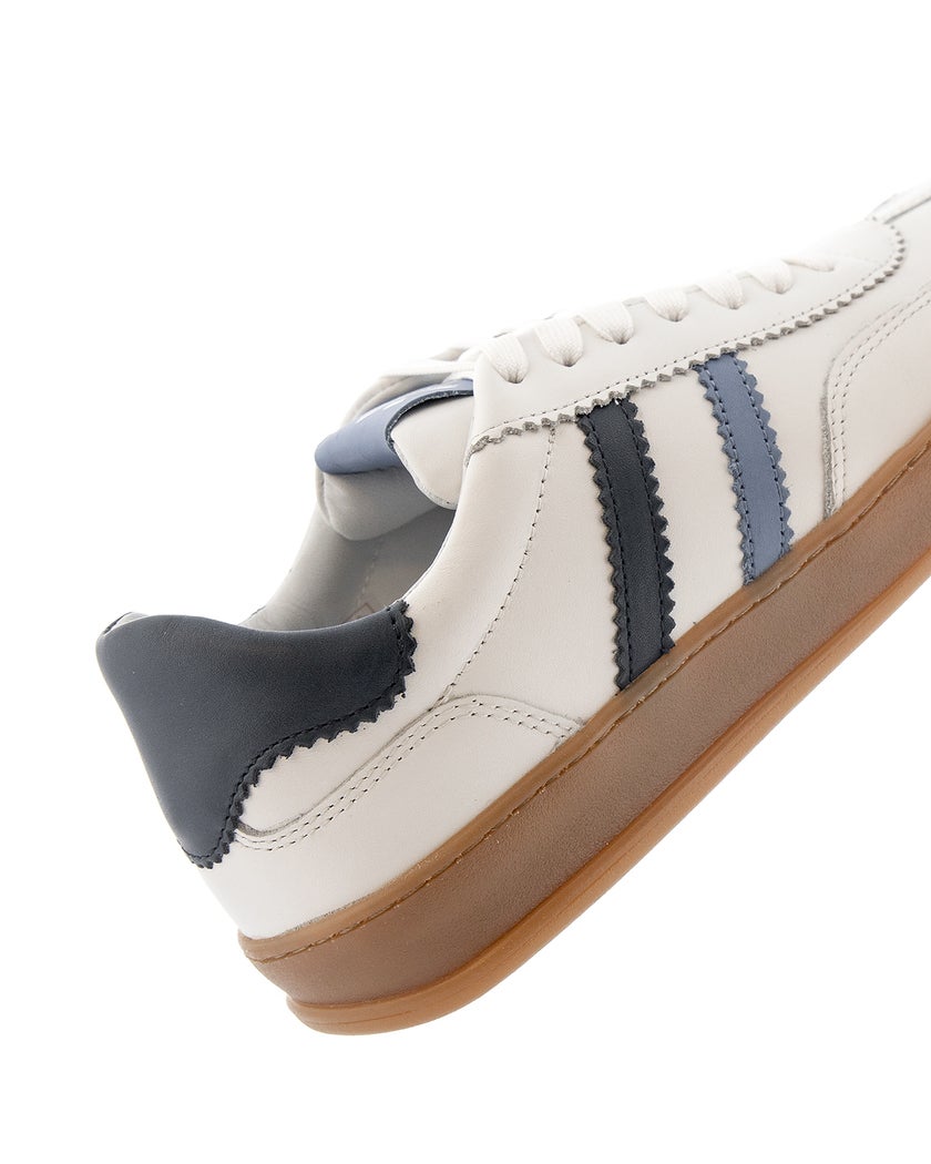 Ella of Sweden Sneaker
