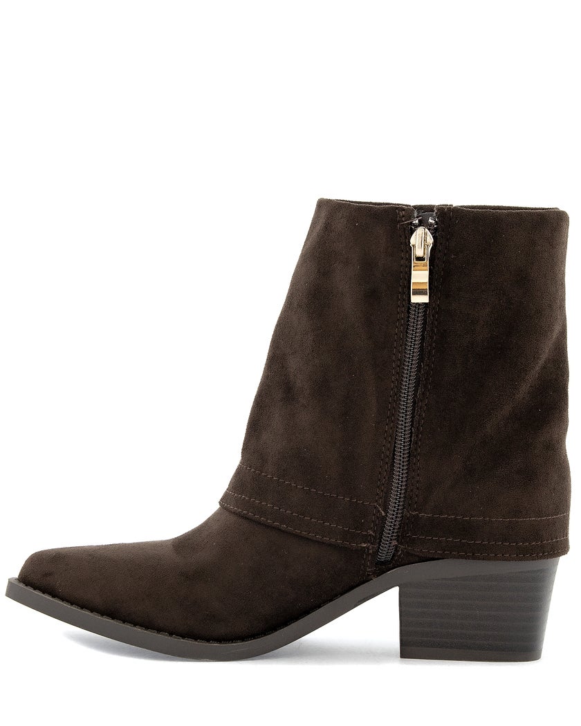 Emelie Strandberg Westernboot