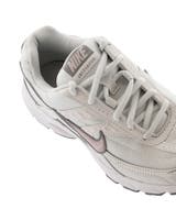 Nike Initiator