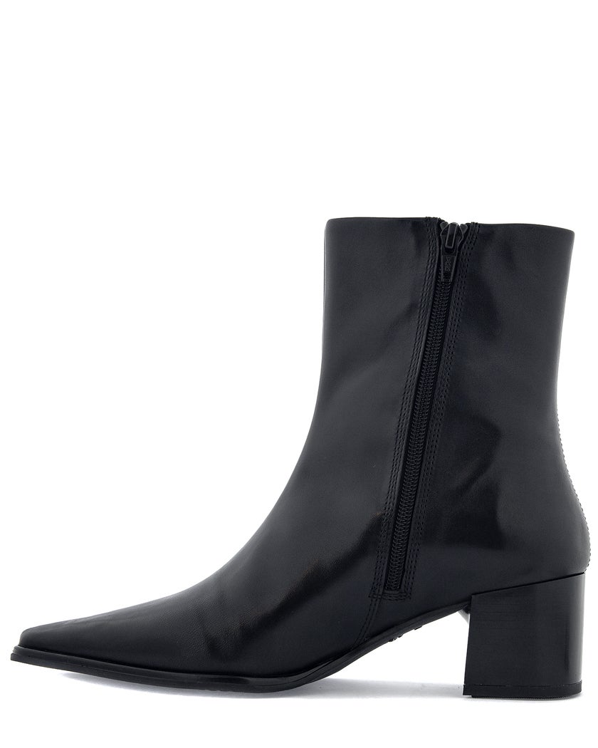Vagabond  Shoemakers Giselle