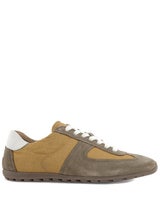 Foot News Sneaker